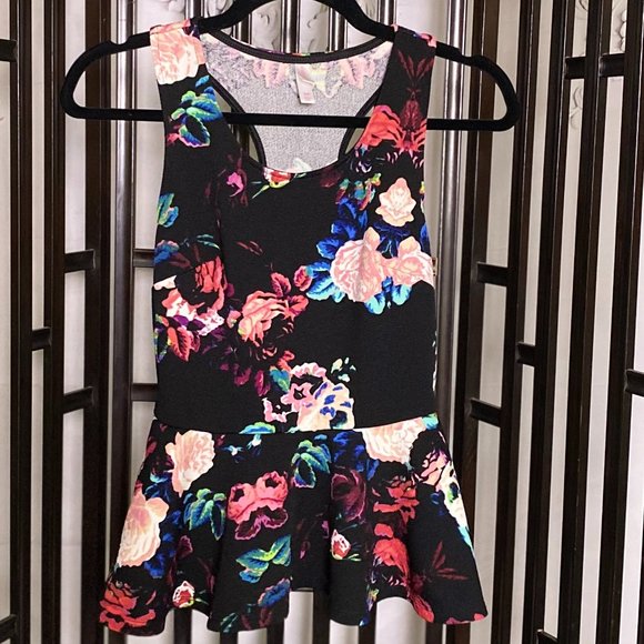 Xhilaration Floral Peplum Top - Picture 1 of 4